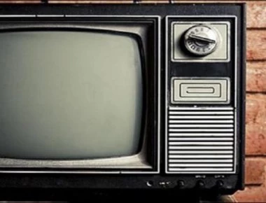 Έλληνας ηθοποιός αποκαλύπτει: «Πετάχτηκε το δόντι του και έκανε γκελάκια στο πάτωμα-Μια λίμνη αίματος στα πόδια μου»